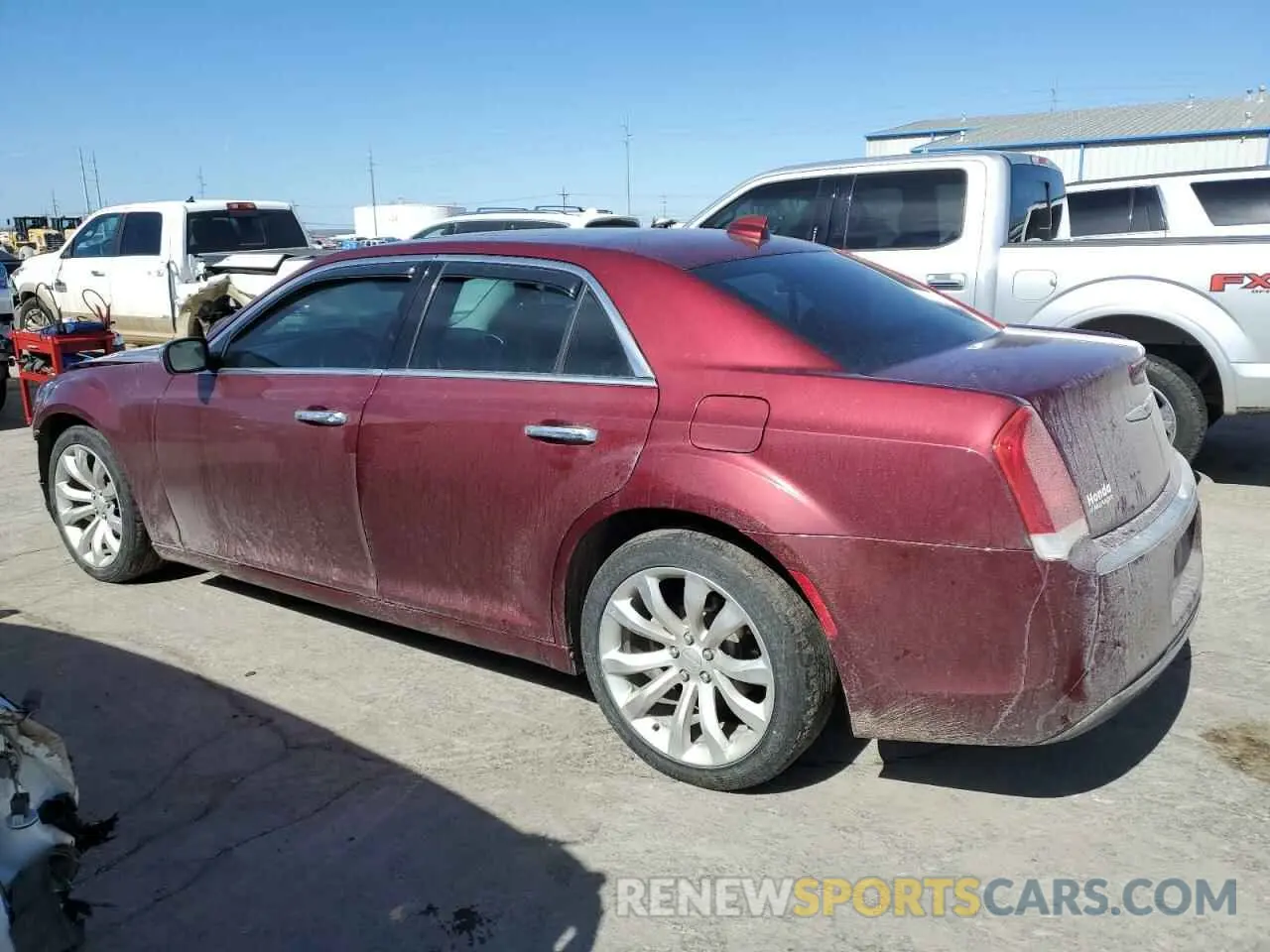 2 fotografías del automóvil dañado 2C3CCAEG8KH616984 CHRYSLER 300 2019