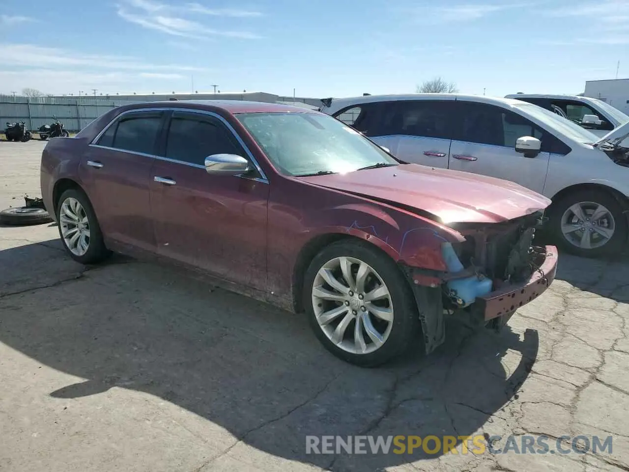 4 fotografías del automóvil dañado 2C3CCAEG8KH616984 CHRYSLER 300 2019