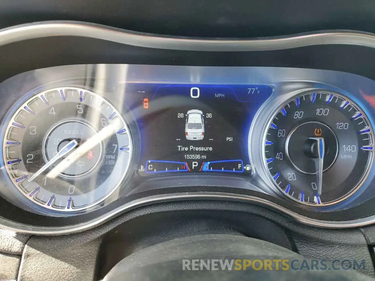 9 fotografías del automóvil dañado 2C3CCAEG8KH616984 CHRYSLER 300 2019