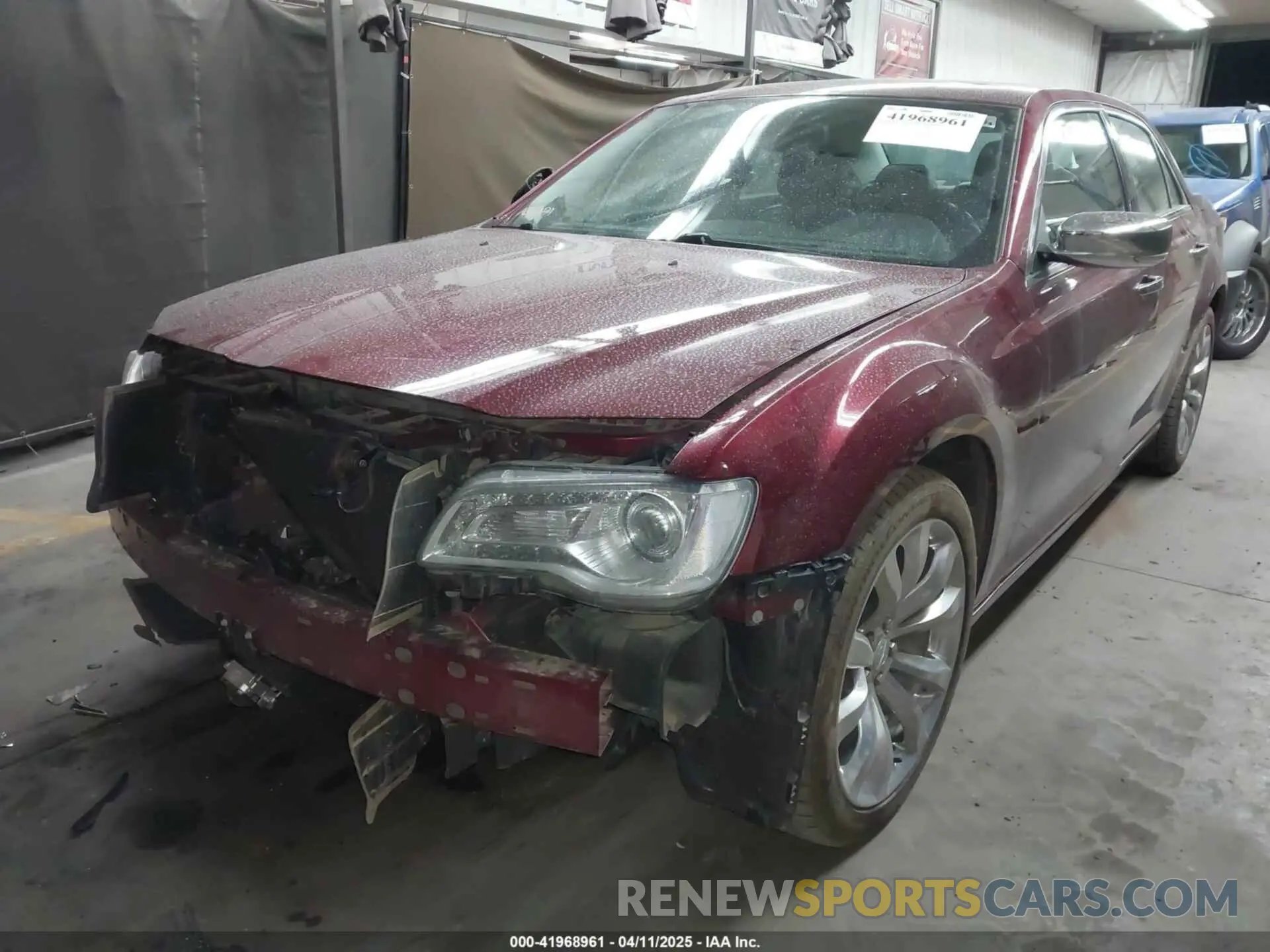 2 fotografías del automóvil dañado 2C3CCAEG8KH722545 CHRYSLER 300 2019