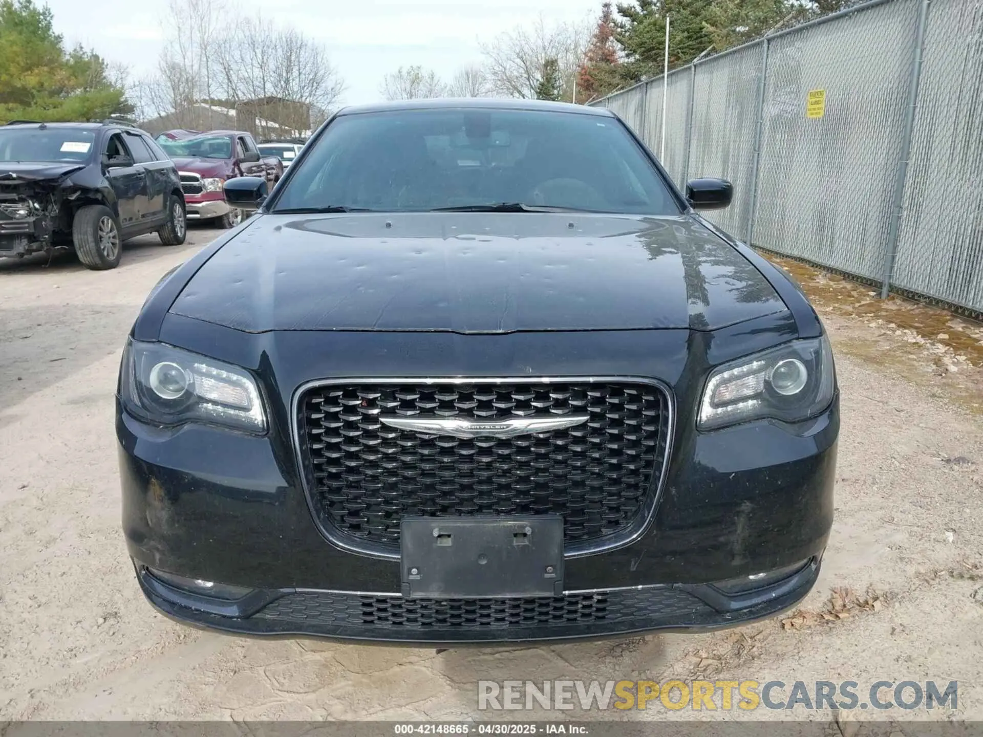 12 fotografías del automóvil dañado 2C3CCAGG0KH632108 CHRYSLER 300 2019