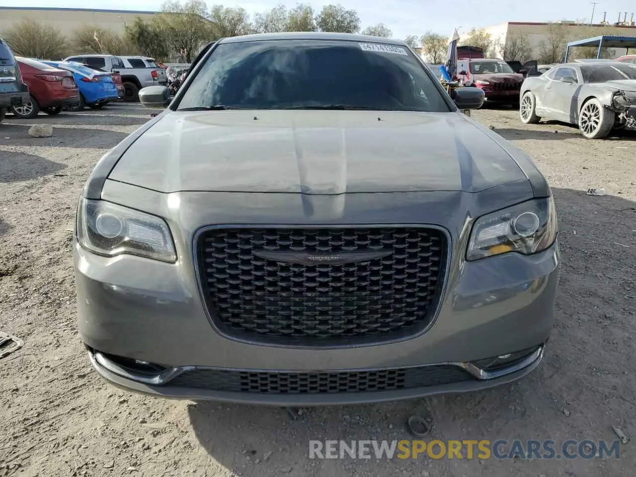 5 fotografías del automóvil dañado 2C3CCAGG2KH539686 CHRYSLER 300 2019