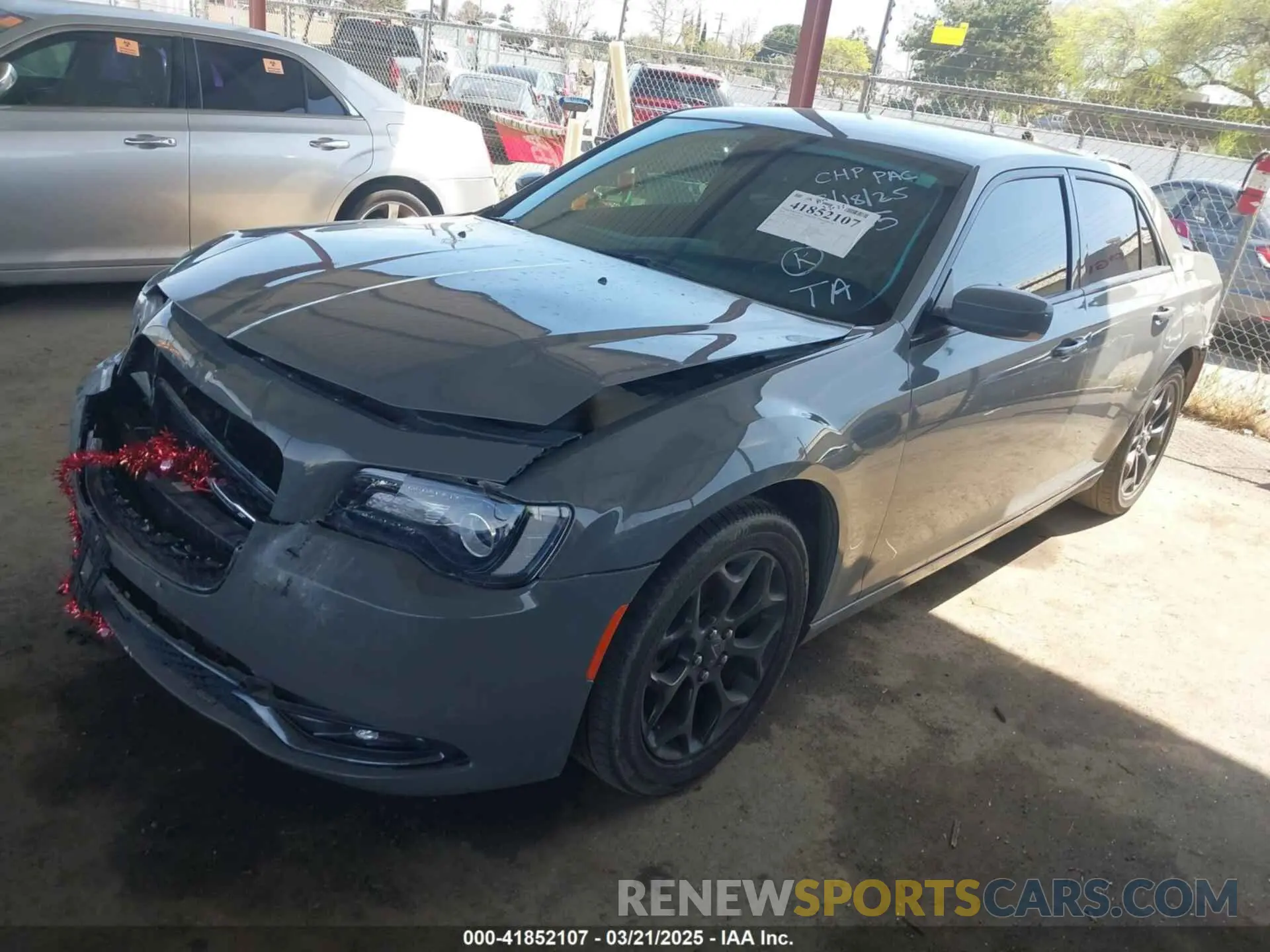2 fotografías del automóvil dañado 2C3CCAGG3KH542774 CHRYSLER 300 2019