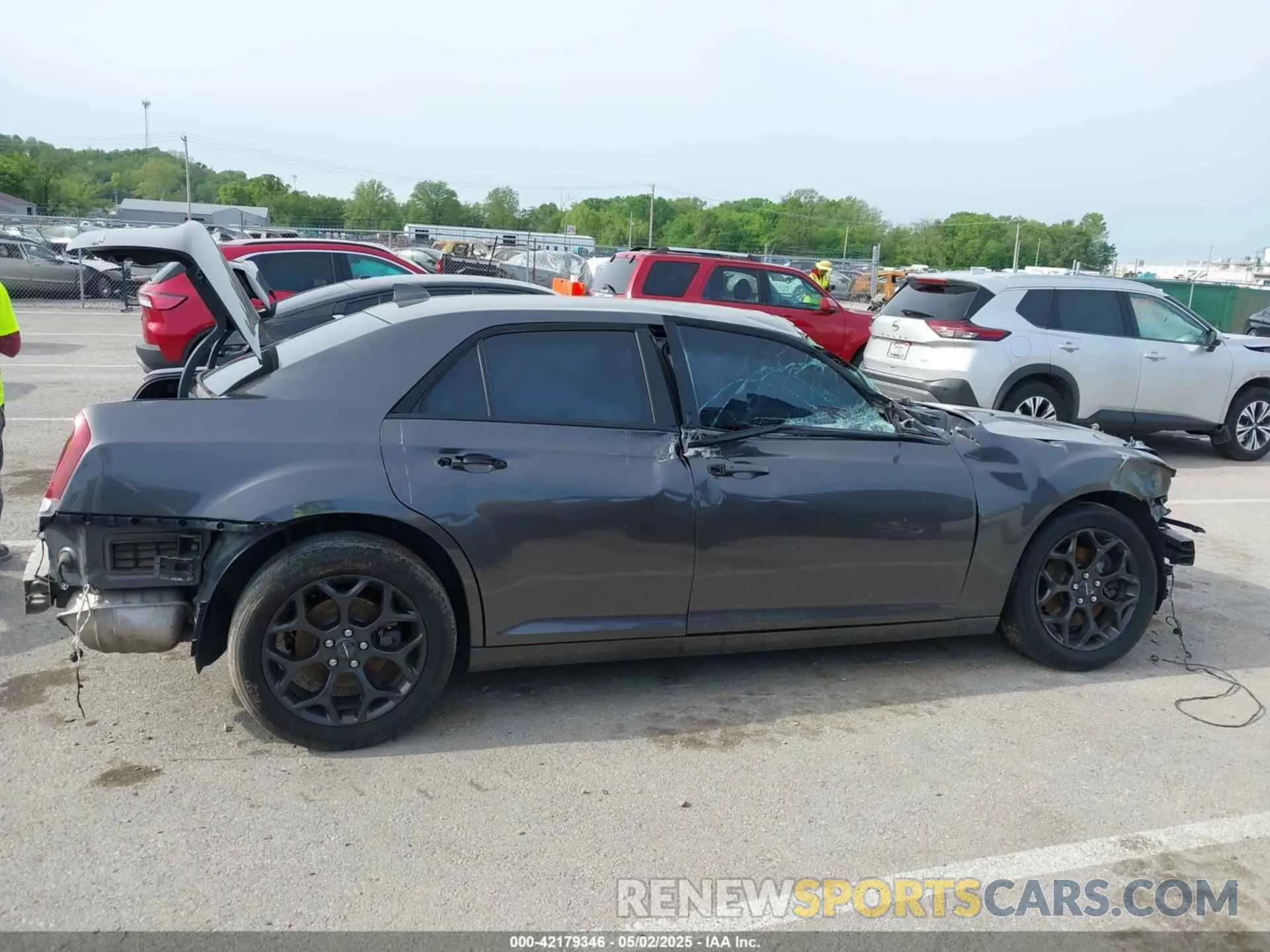 13 fotografías del automóvil dañado 2C3CCAGG3KH648934 CHRYSLER 300 2019