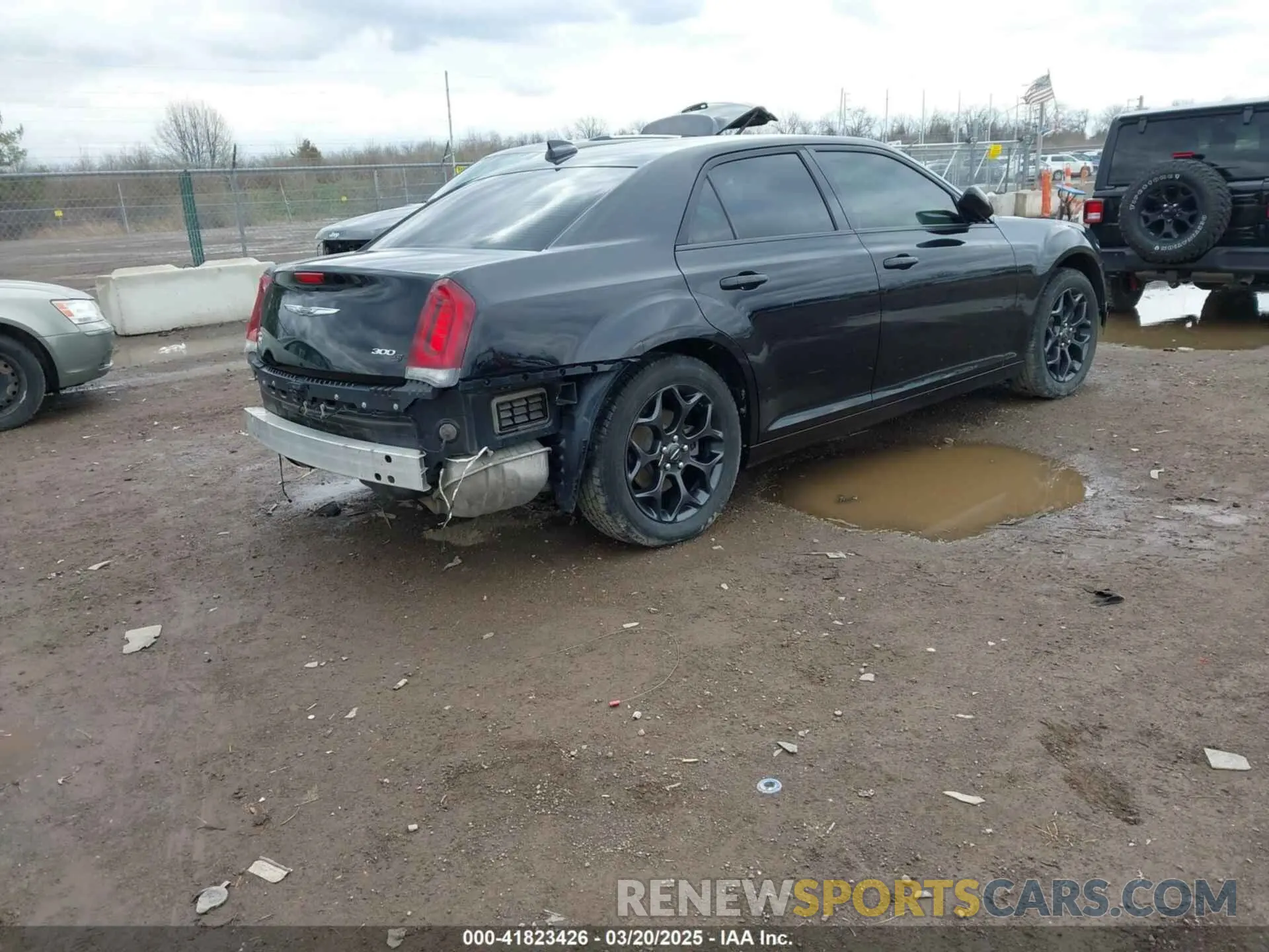 4 fotografías del automóvil dañado 2C3CCAGG3KH689905 CHRYSLER 300 2019