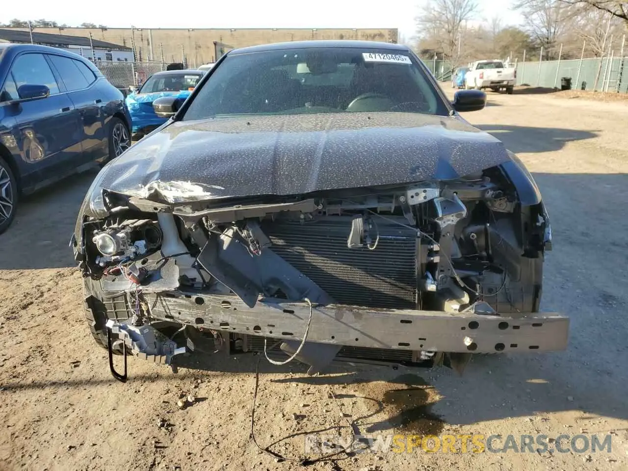 5 fotografías del automóvil dañado 2C3CCAGG5KH539732 CHRYSLER 300 2019