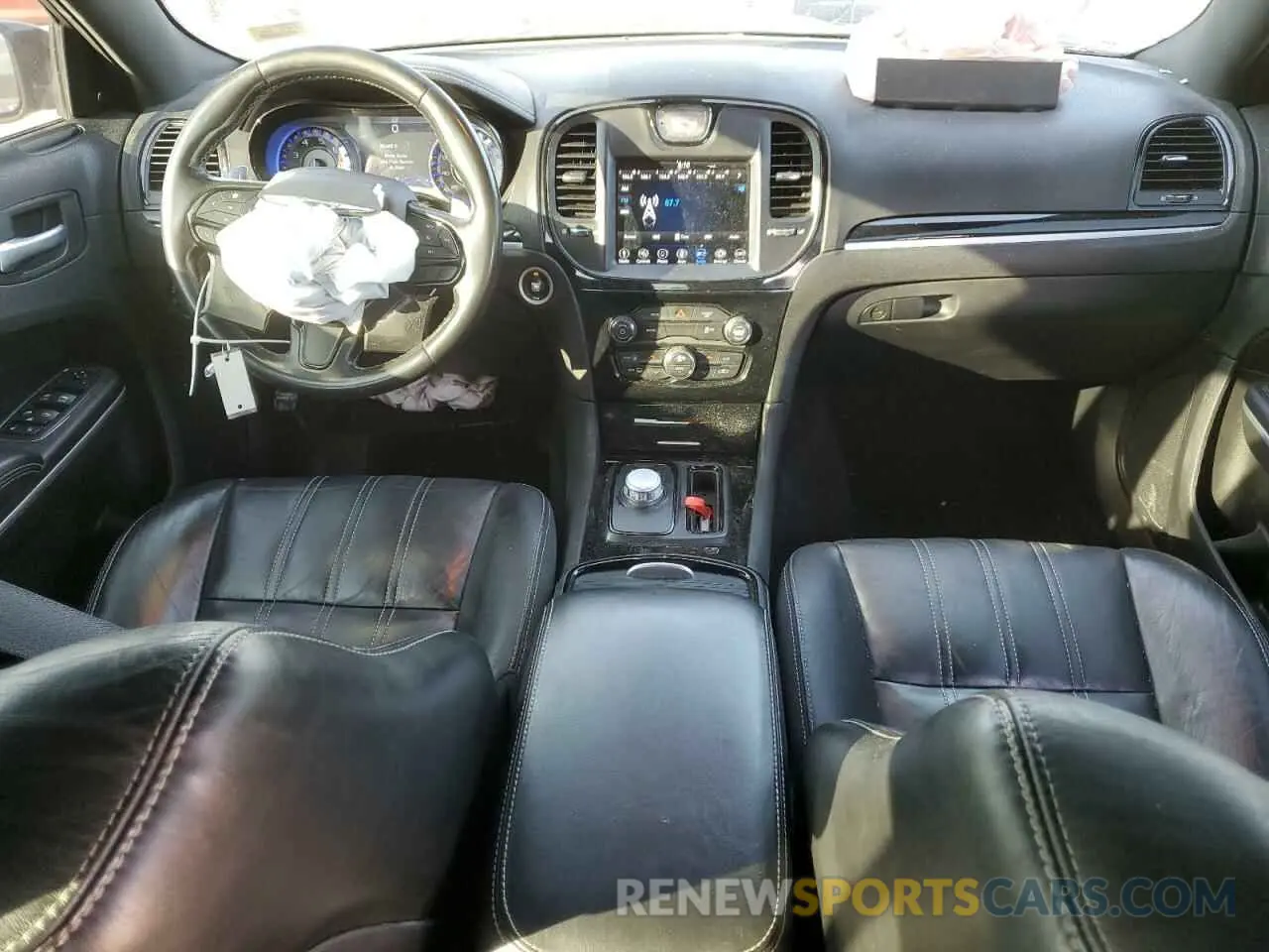 8 fotografías del automóvil dañado 2C3CCAGG7KH610672 CHRYSLER 300 2019