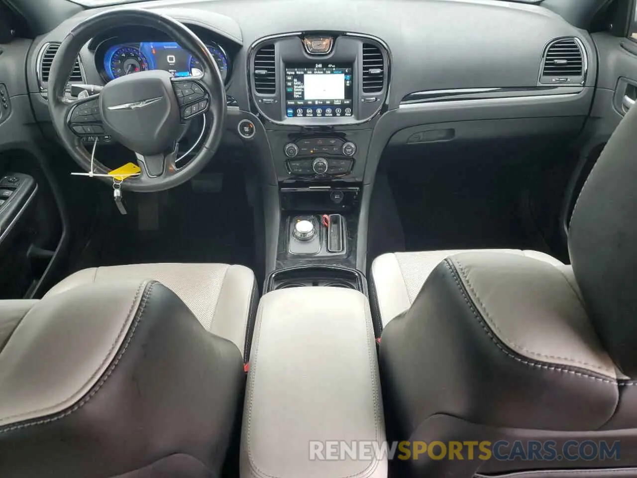 8 fotografías del automóvil dañado 2C3CCAGG7KH701361 CHRYSLER 300 2019