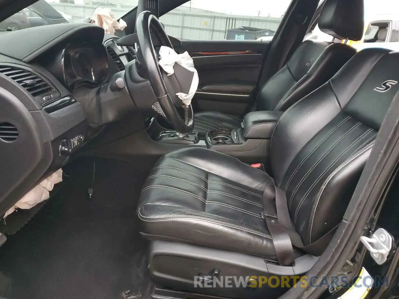 7 fotografías del automóvil dañado 2C3CCAGG8KH542821 CHRYSLER 300 2019