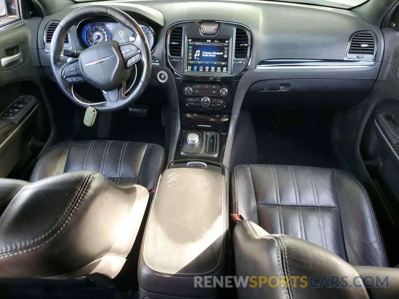 8 fotografías del automóvil dañado 2C3CCAGGXKH542707 CHRYSLER 300 2019