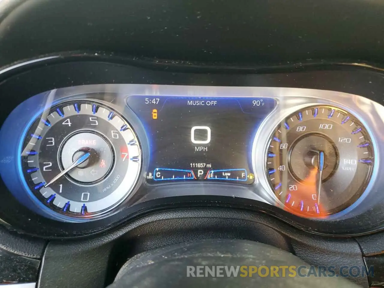 9 fotografías del automóvil dañado 2C3CCAGGXKH542707 CHRYSLER 300 2019