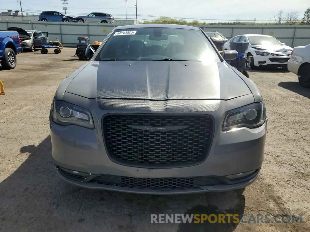 5 fotografías del automóvil dañado 2C3CCAGGXKH542951 CHRYSLER 300 2019