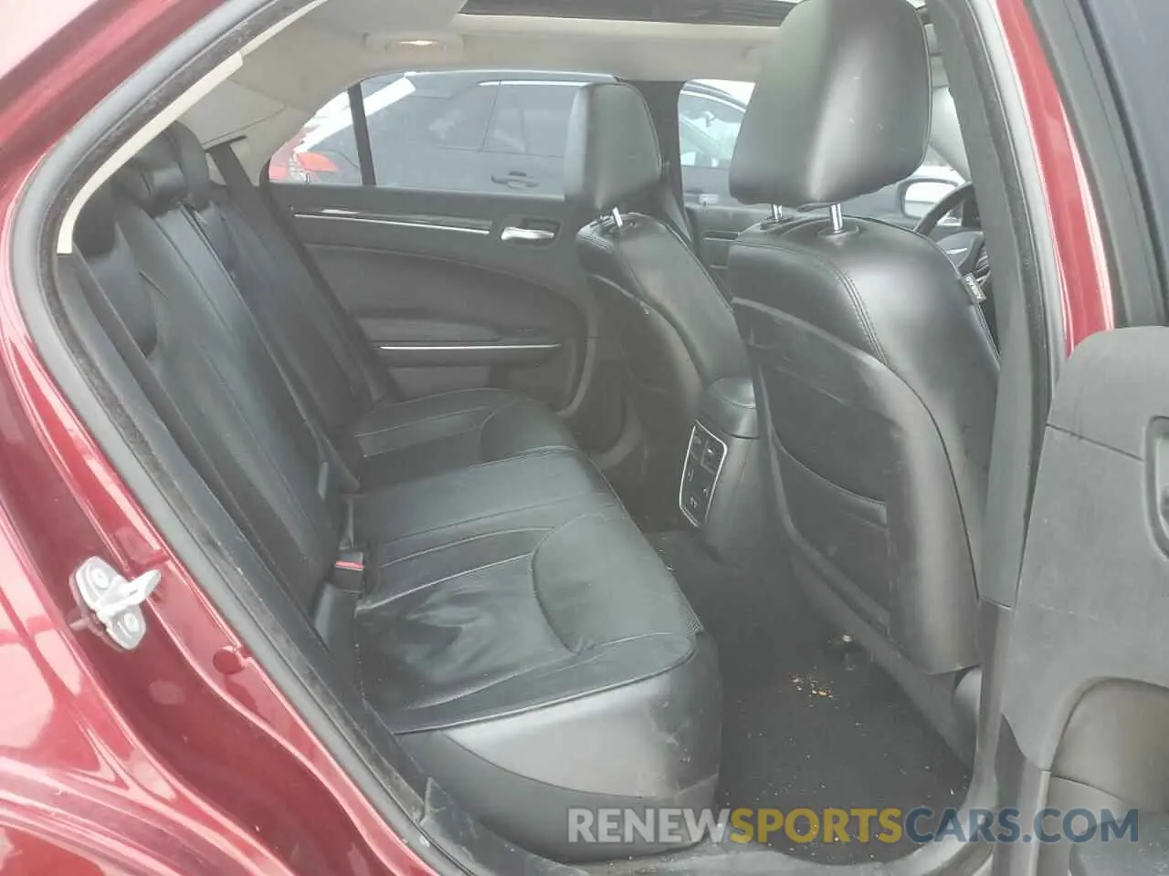 10 fotografías del automóvil dañado 2C3CCAKG1KH566434 CHRYSLER 300 2019