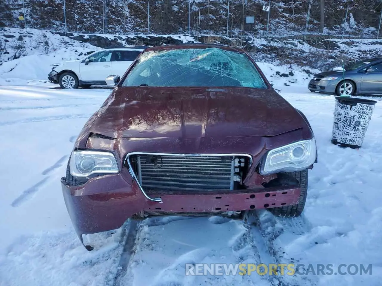 5 fotografías del automóvil dañado 2C3CCAKG1KH578020 CHRYSLER 300 2019