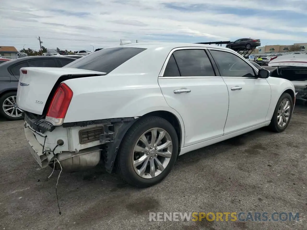 3 fotografías del automóvil dañado 2C3CCAKG2KH690874 CHRYSLER 300 2019