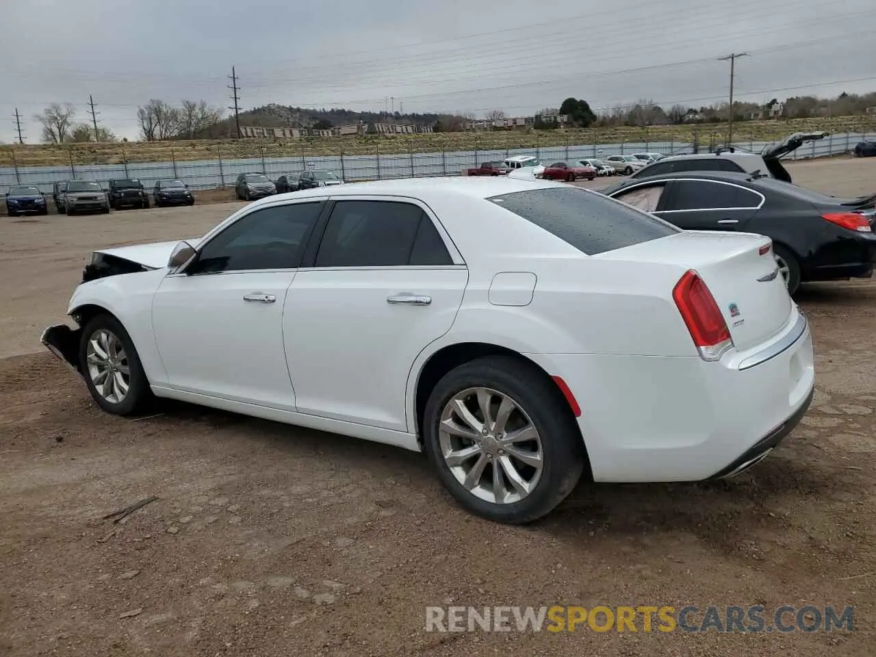 2 fotografías del automóvil dañado 2C3CCAKG3KH690883 CHRYSLER 300 2019