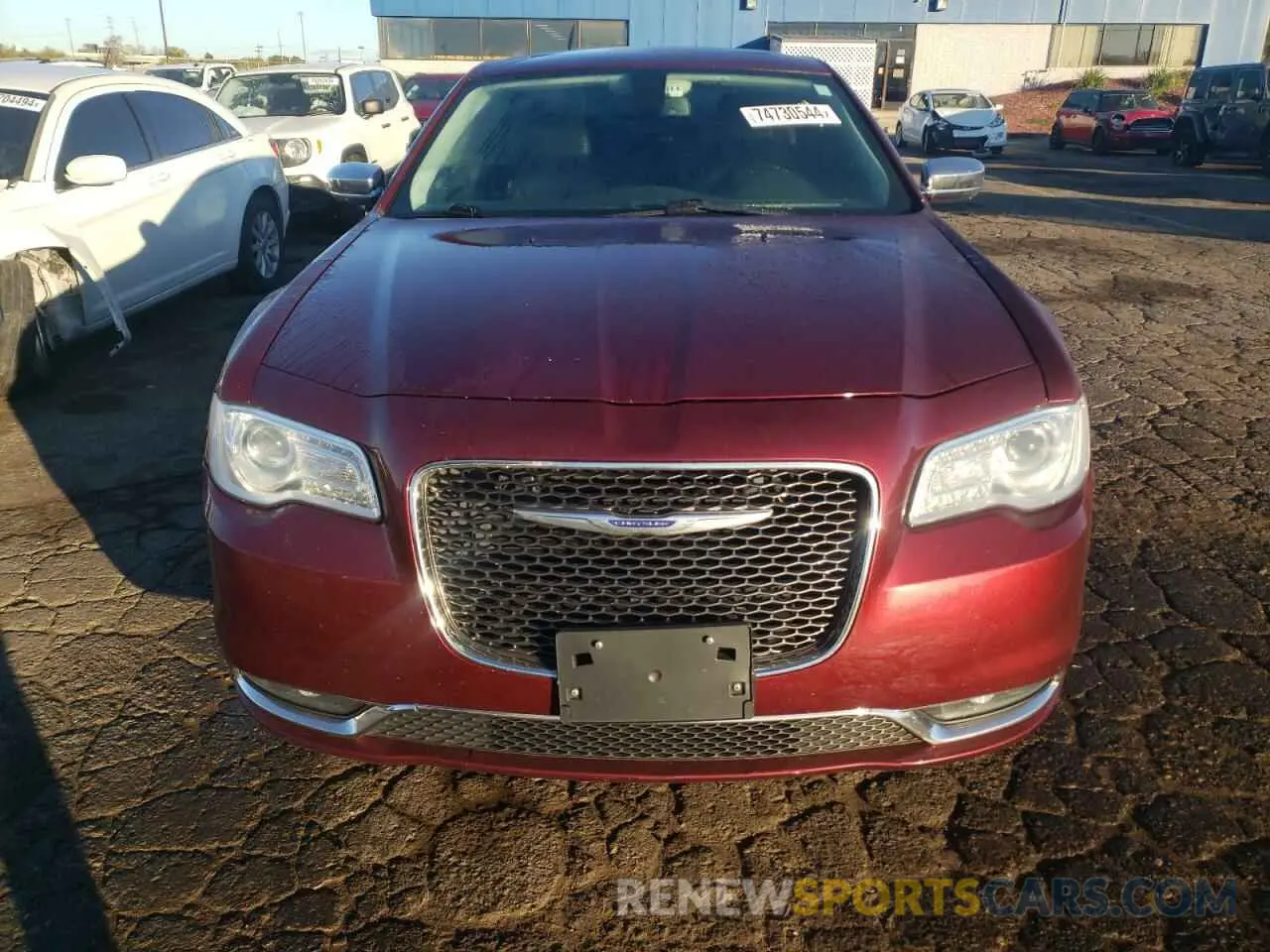 5 fotografías del automóvil dañado 2C3CCAKG4KH586631 CHRYSLER 300 2019