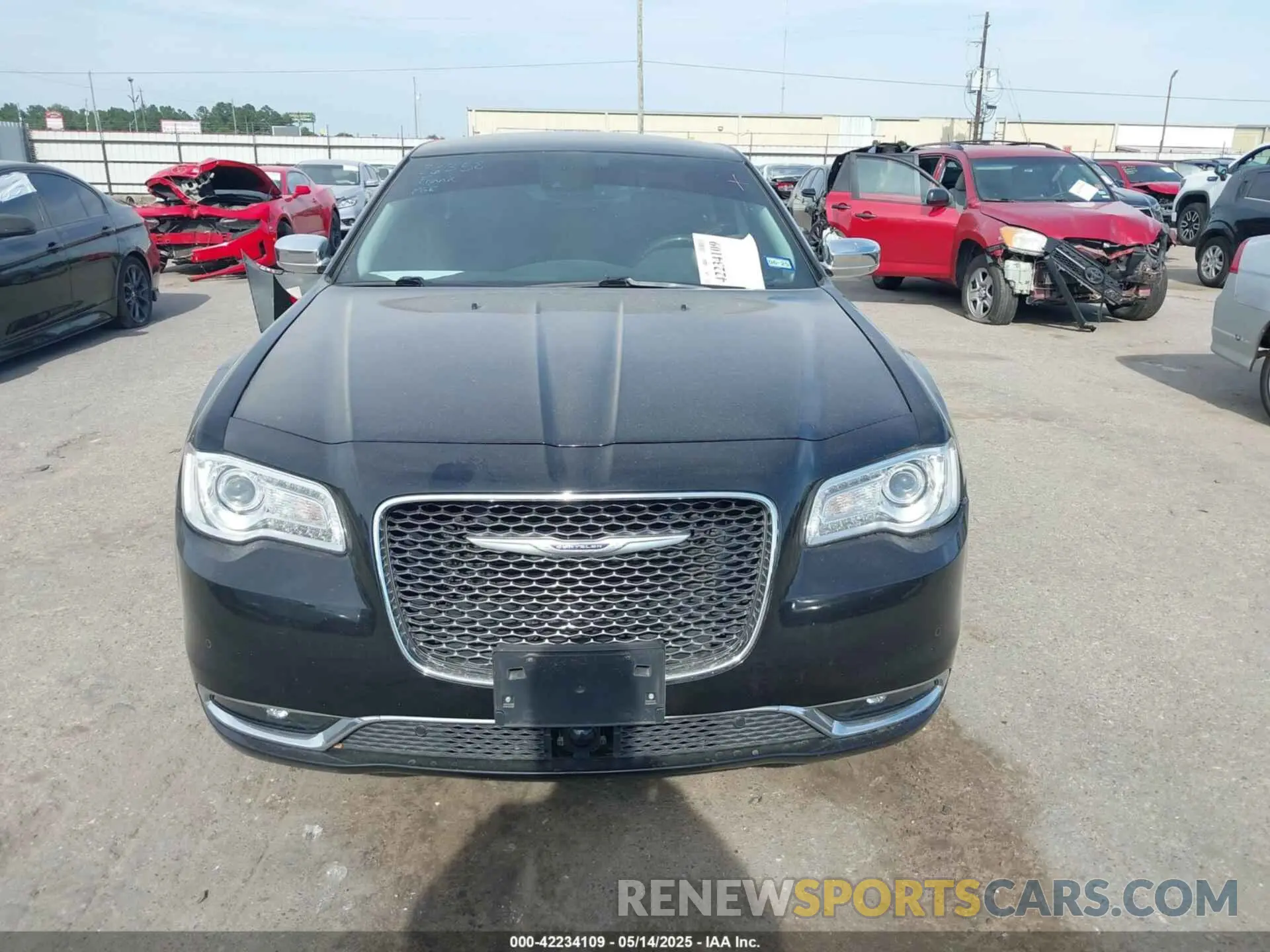 13 fotografías del automóvil dañado 2C3CCAKG5KH659425 CHRYSLER 300 2019
