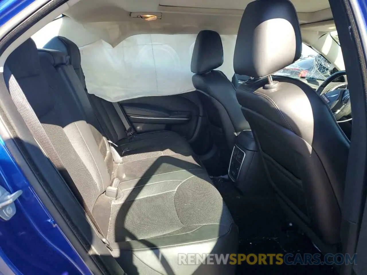 10 fotografías del automóvil dañado 2C3CCAKG9KH722784 CHRYSLER 300 2019