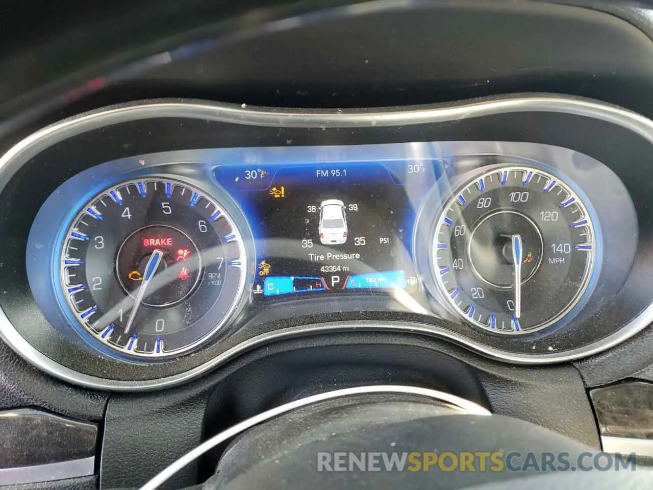 9 fotografías del automóvil dañado 2C3CCAKG9KH722784 CHRYSLER 300 2019