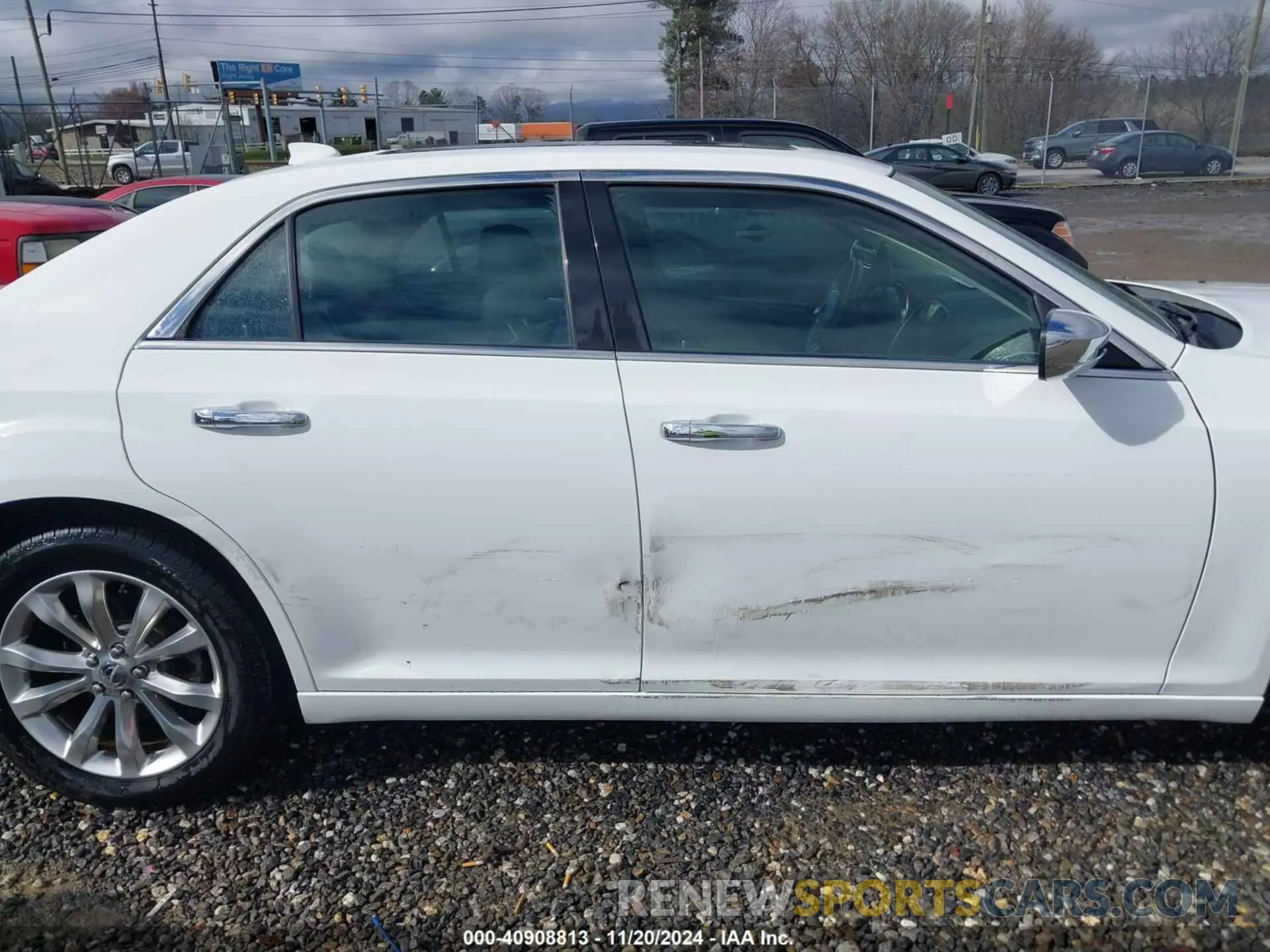 14 fotografías del automóvil dañado 2C3CCAKGXKH577948 CHRYSLER 300 2019