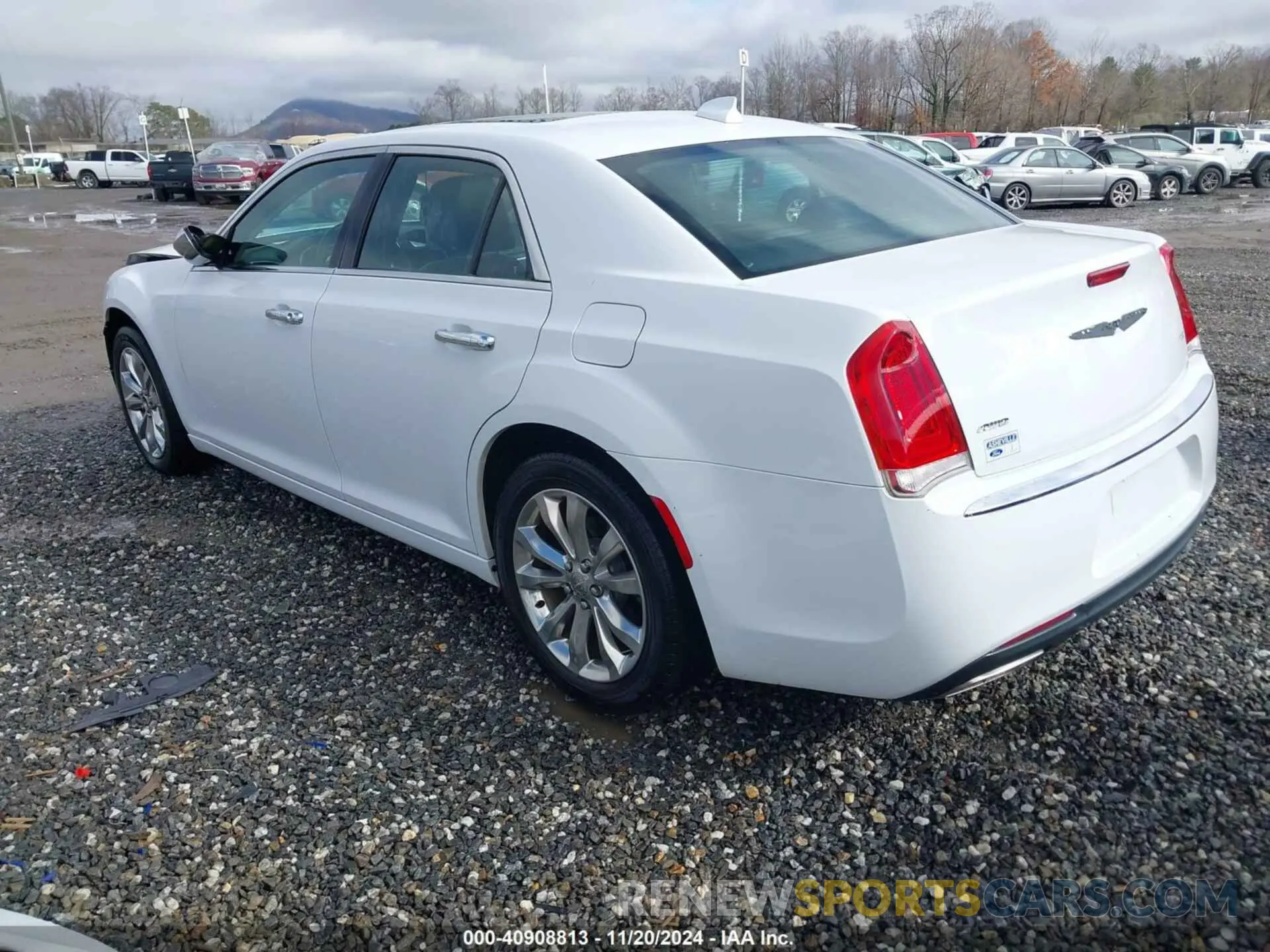 3 fotografías del automóvil dañado 2C3CCAKGXKH577948 CHRYSLER 300 2019