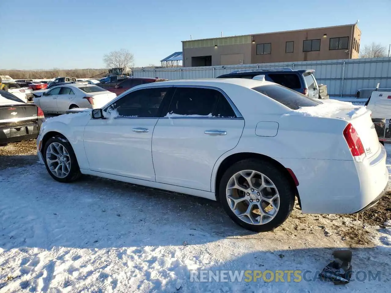 2 fotografías del automóvil dañado 2C3CCAPT5KH524077 CHRYSLER 300 2019