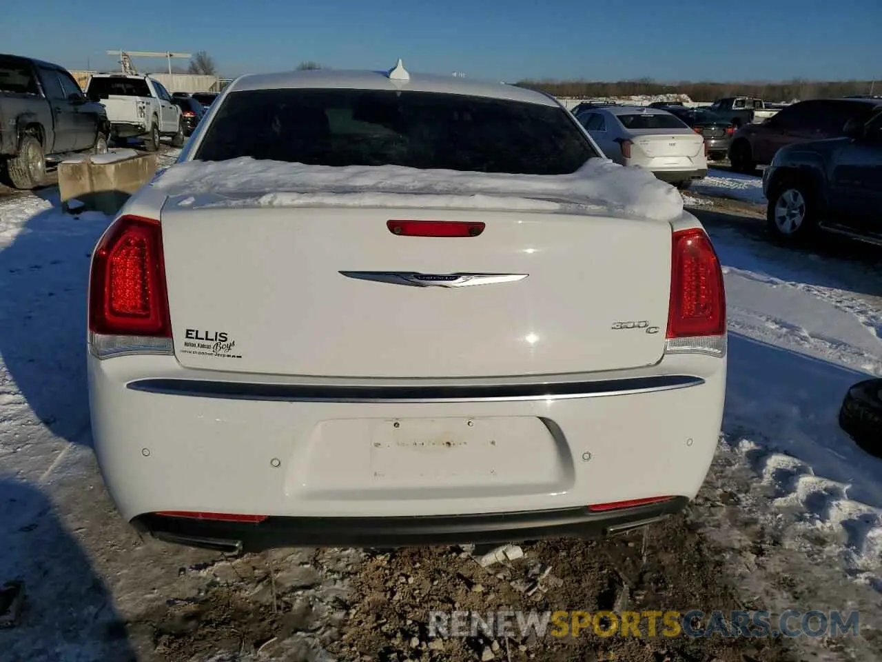 6 fotografías del automóvil dañado 2C3CCAPT5KH524077 CHRYSLER 300 2019