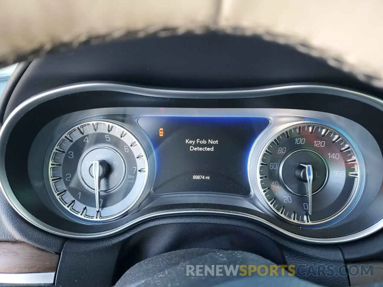 9 fotografías del automóvil dañado 2C3CCAPT5KH524077 CHRYSLER 300 2019