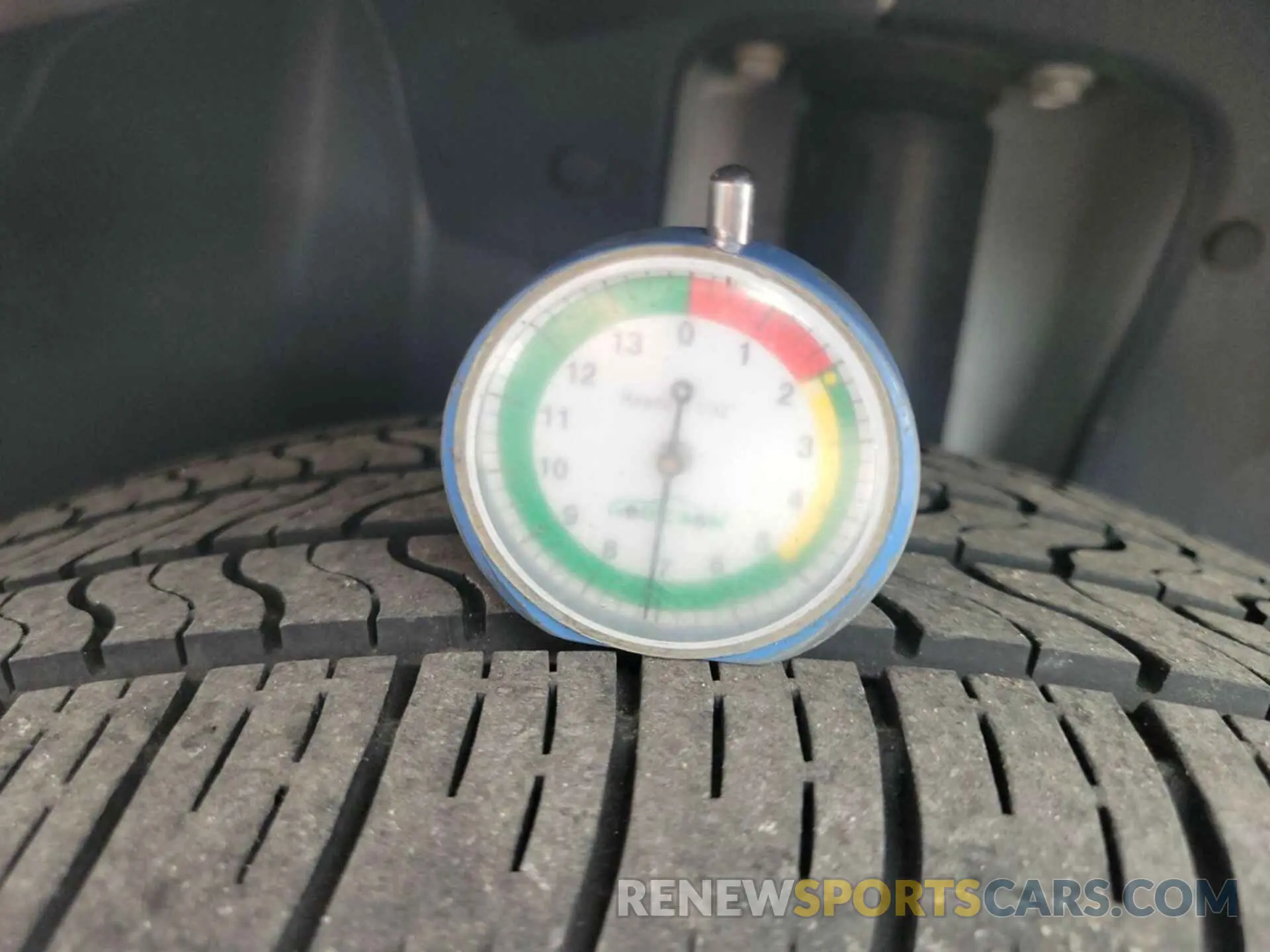 20 fotografías del automóvil dañado 2C3CCARG6KH618257 CHRYSLER 300 2019
