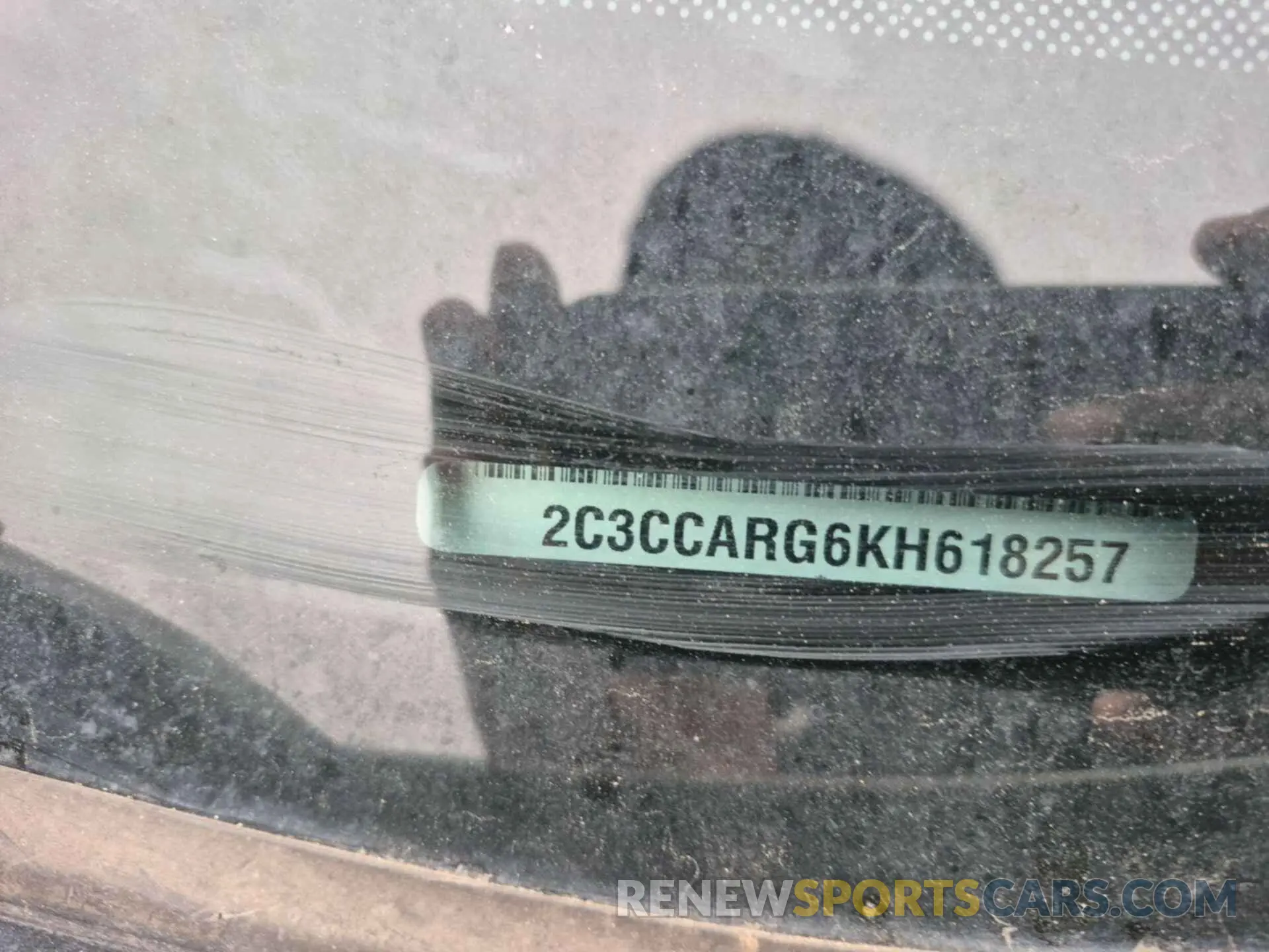 28 fotografías del automóvil dañado 2C3CCARG6KH618257 CHRYSLER 300 2019