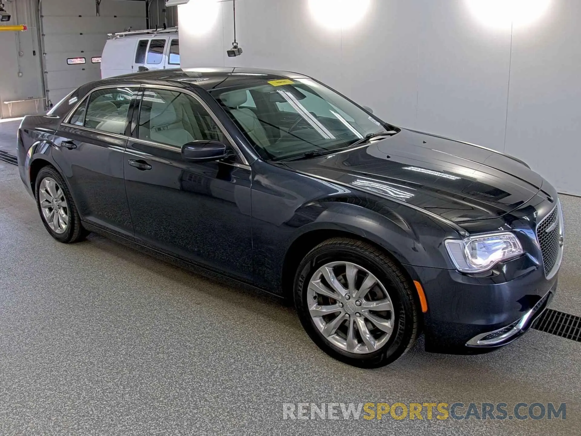 29 fotografías del automóvil dañado 2C3CCARG7KH556447 CHRYSLER 300 2019