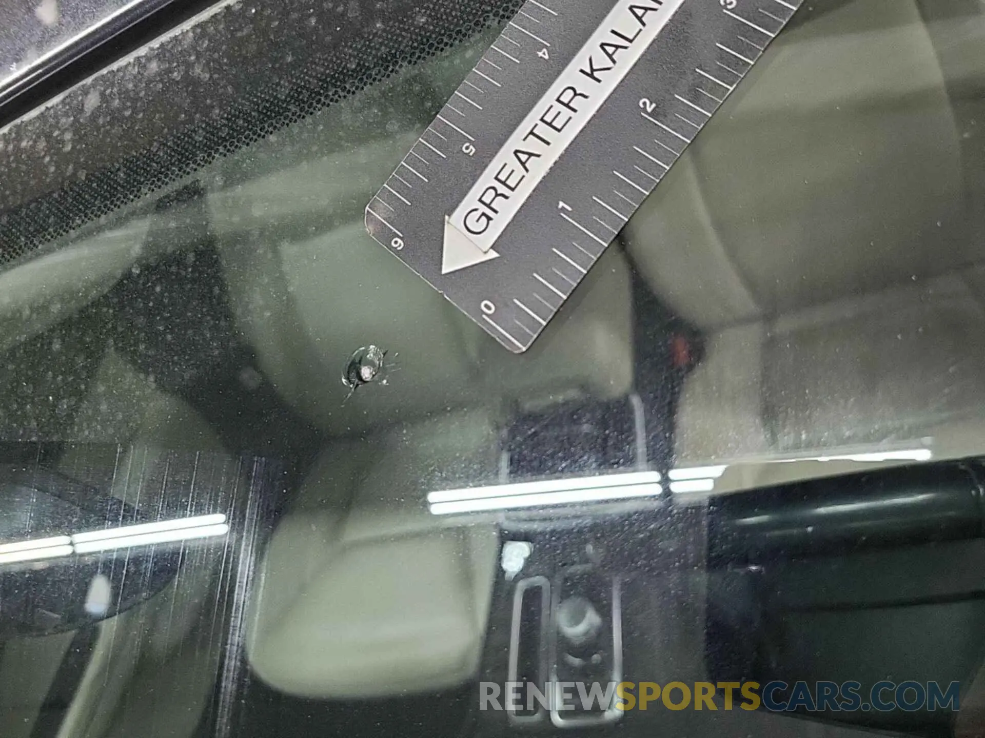 30 fotografías del automóvil dañado 2C3CCARG7KH556447 CHRYSLER 300 2019