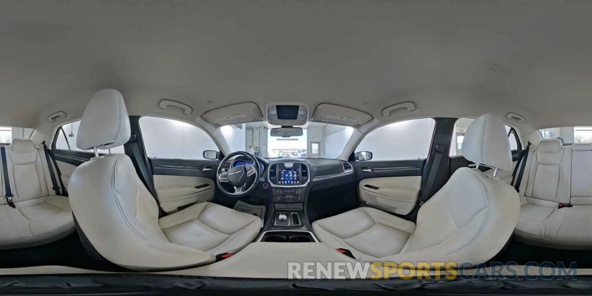 34 fotografías del automóvil dañado 2C3CCARG7KH556447 CHRYSLER 300 2019