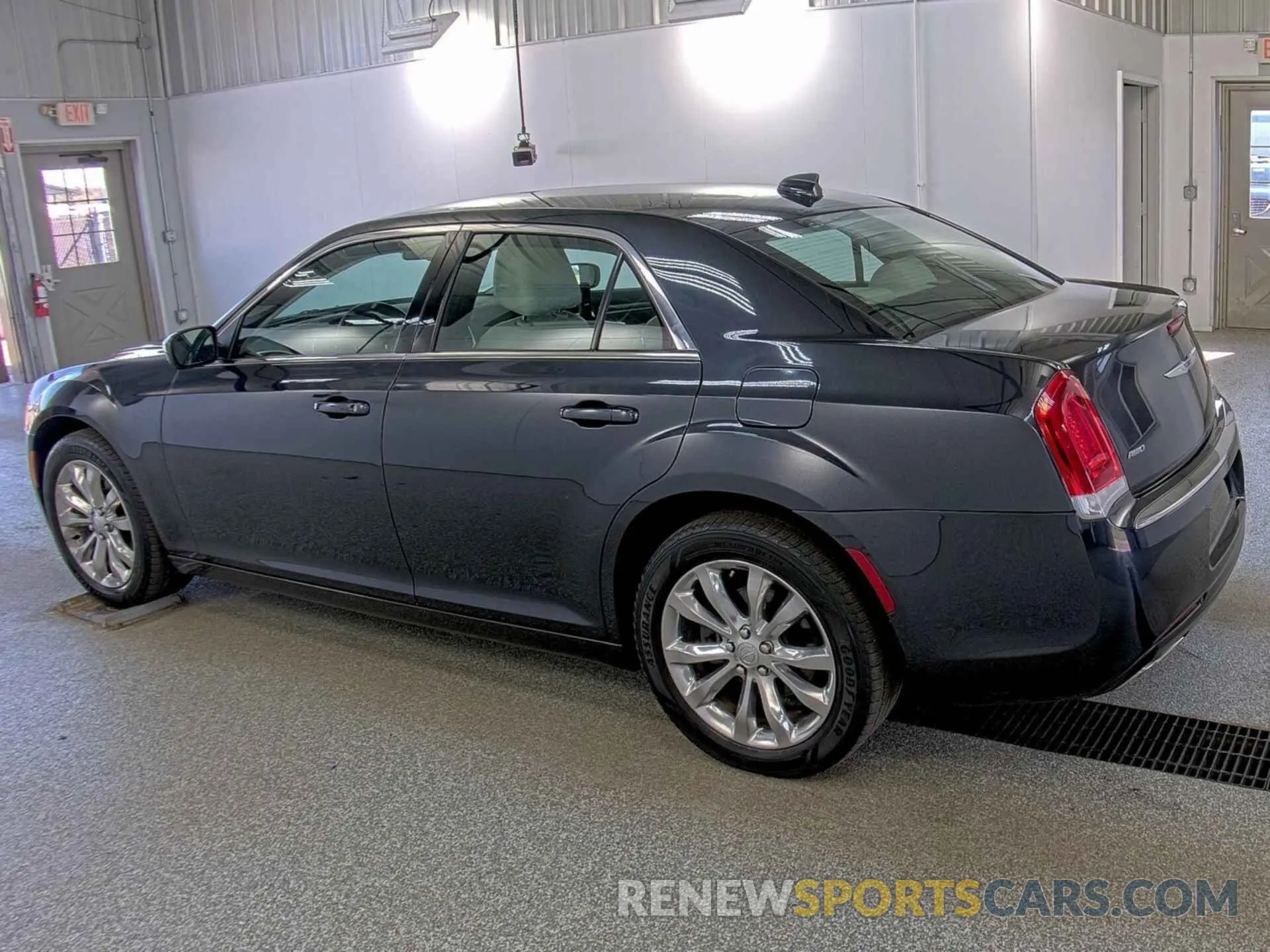 35 fotografías del automóvil dañado 2C3CCARG7KH556447 CHRYSLER 300 2019