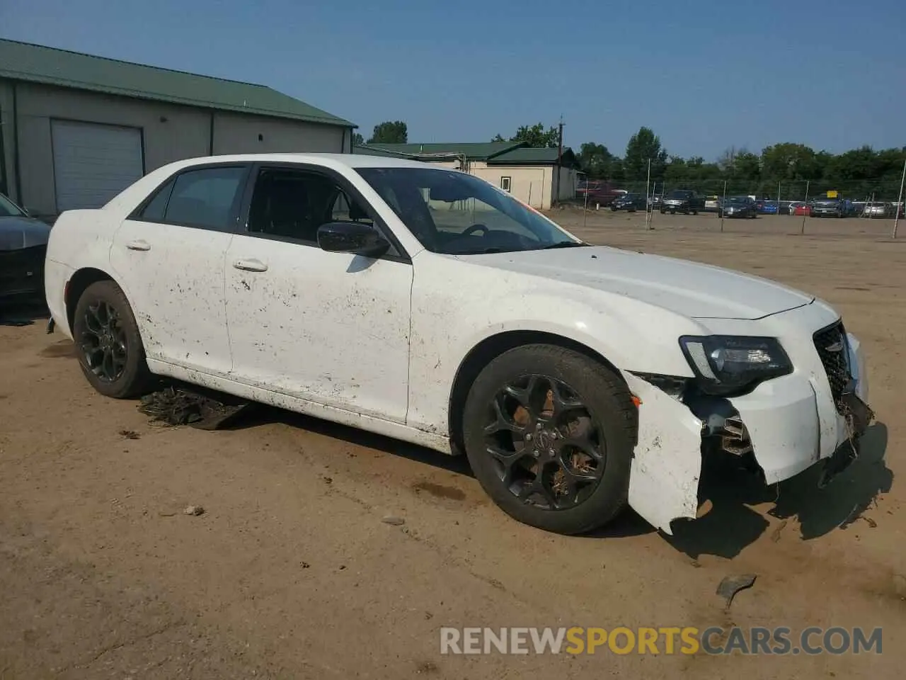 4 fotografías del automóvil dañado 2C3CCARG9KH560466 CHRYSLER 300 2019
