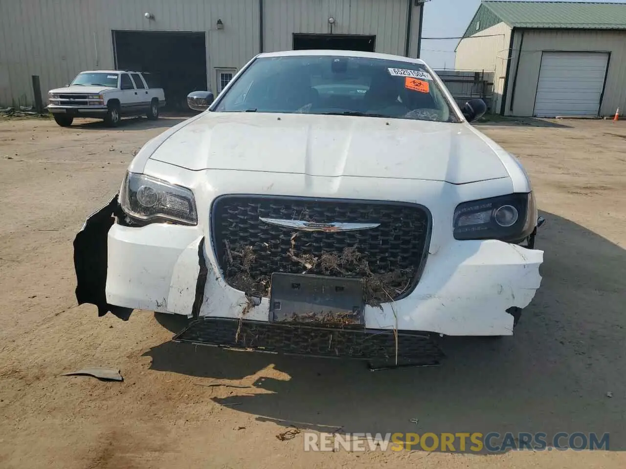 5 fotografías del automóvil dañado 2C3CCARG9KH560466 CHRYSLER 300 2019