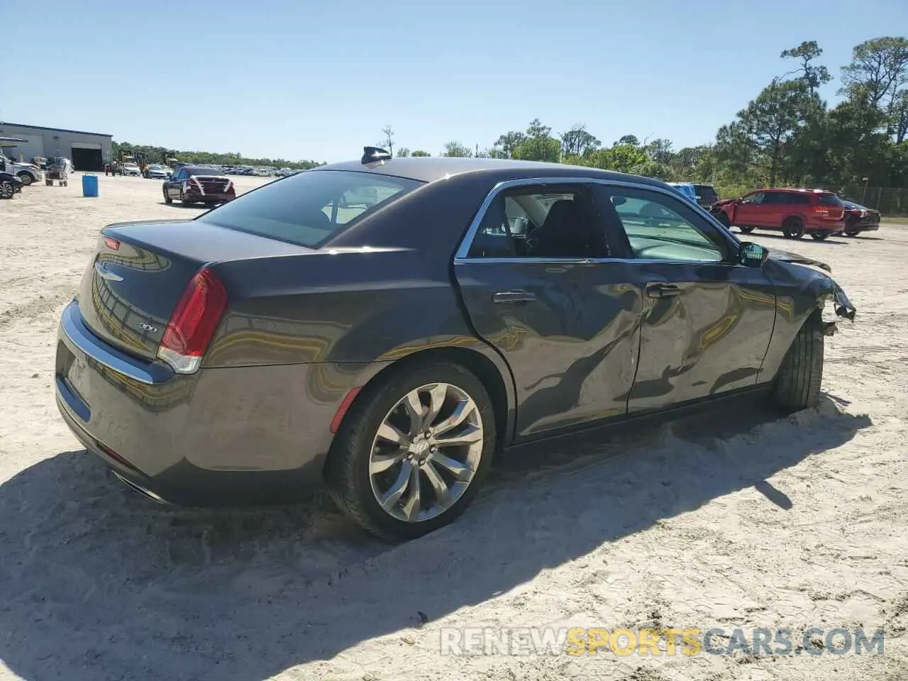 3 fotografías del automóvil dañado 2C3CCAAG3LH239195 CHRYSLER 300 2020