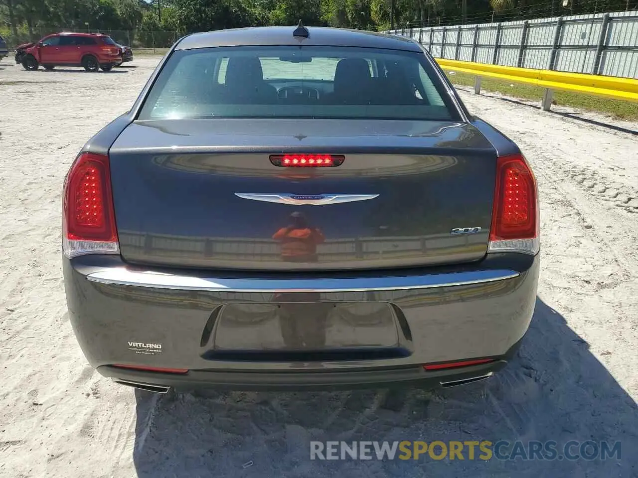 6 fotografías del automóvil dañado 2C3CCAAG3LH239195 CHRYSLER 300 2020