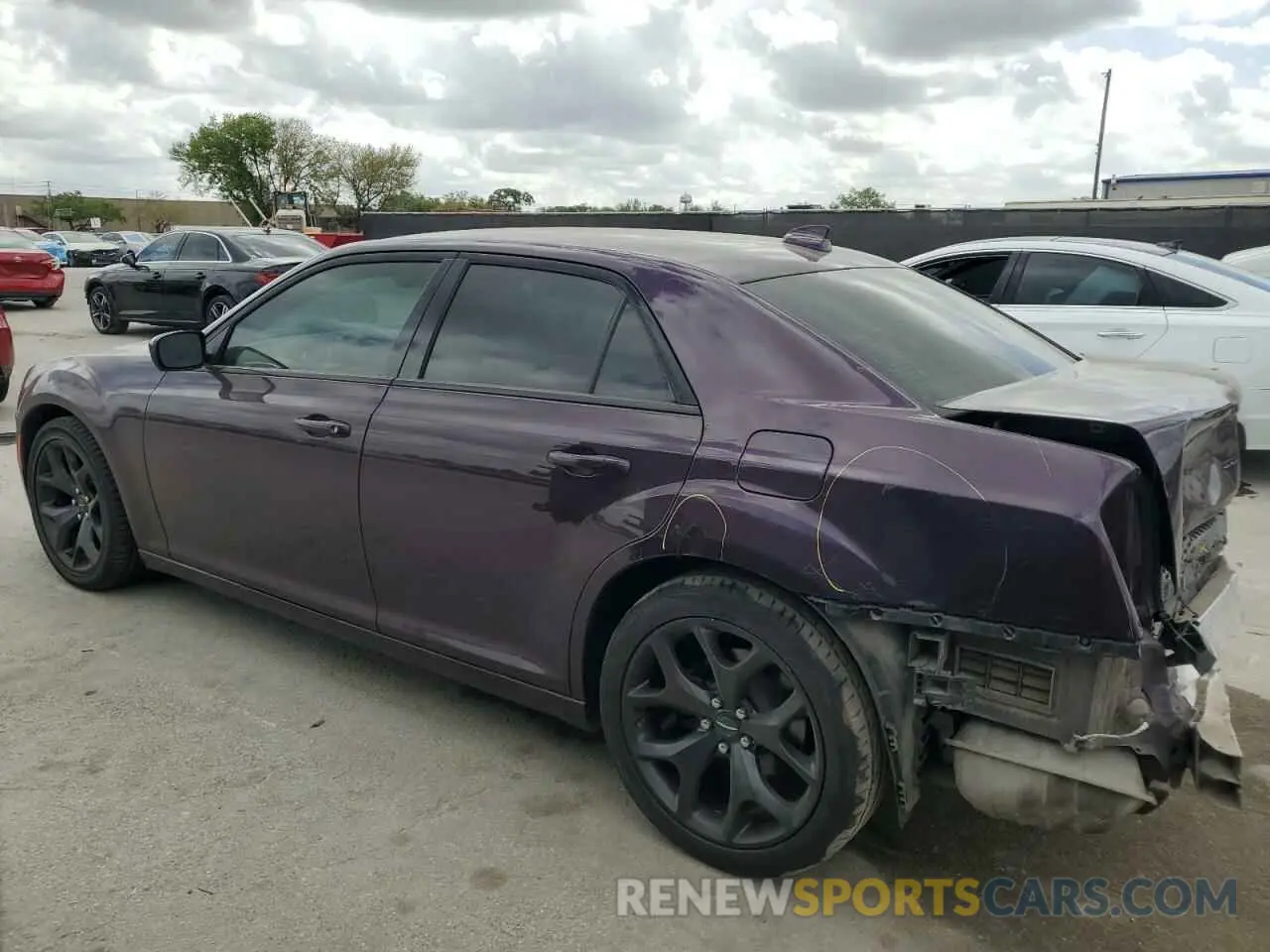 2 fotografías del automóvil dañado 2C3CCAAG6LH181535 CHRYSLER 300 2020