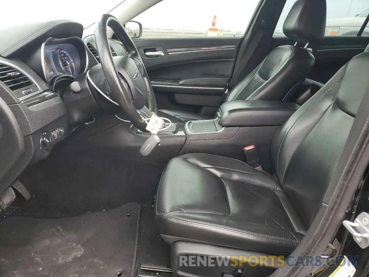 7 fotografías del automóvil dañado 2C3CCAAG6LH230071 CHRYSLER 300 2020