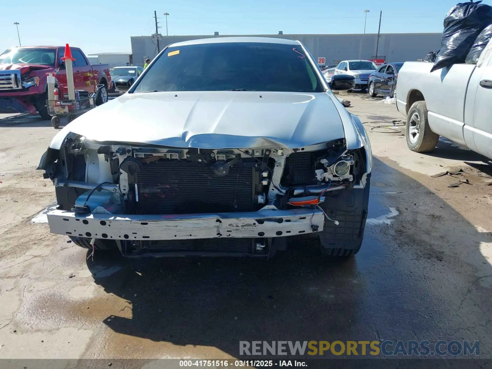 13 fotografías del automóvil dañado 2C3CCAAG8LH160296 CHRYSLER 300 2020