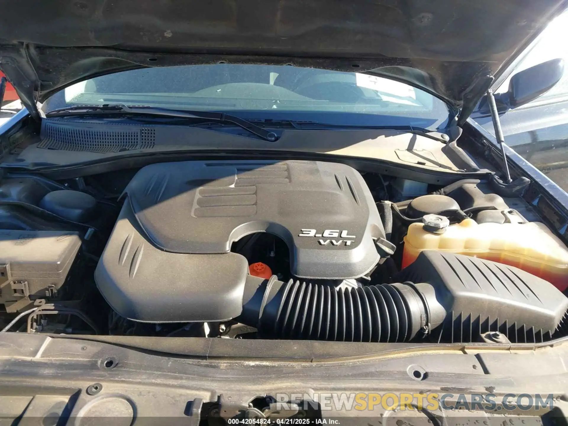 10 fotografías del automóvil dañado 2C3CCAAG8LH234610 CHRYSLER 300 2020