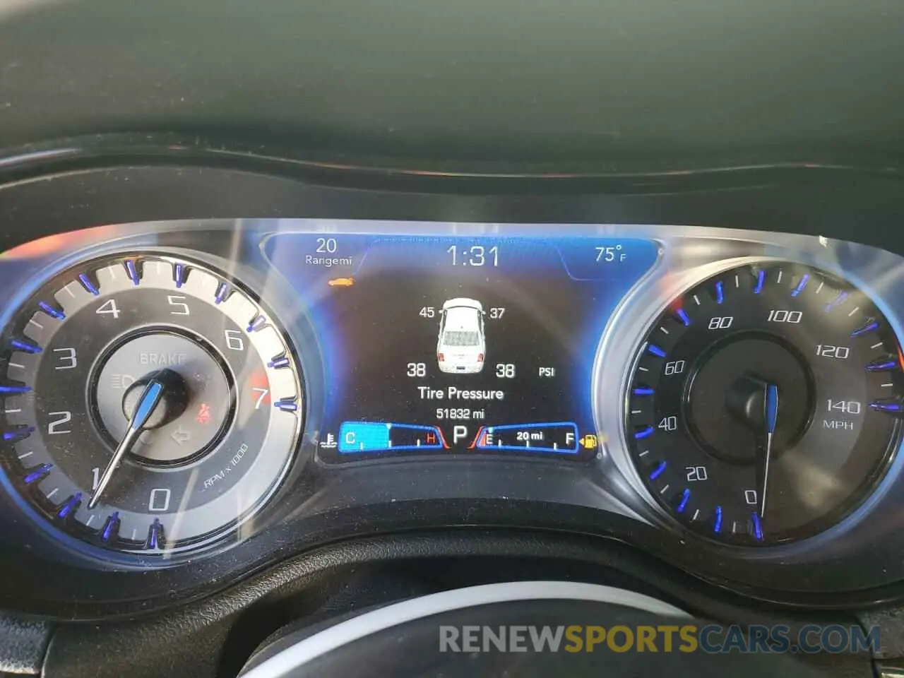 9 fotografías del automóvil dañado 2C3CCABG1LH145752 CHRYSLER 300 2020