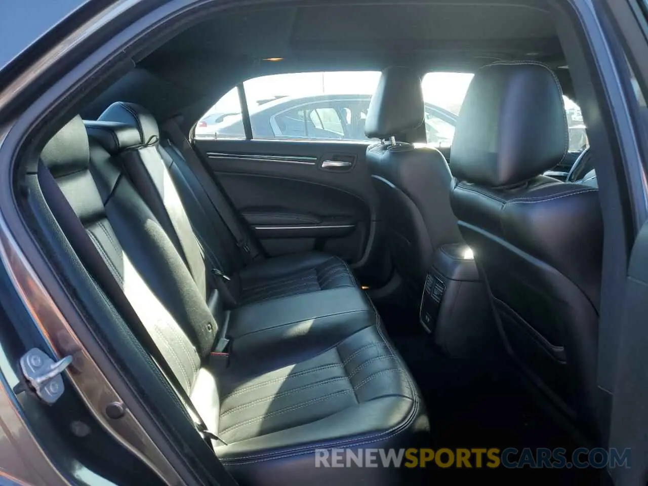 10 fotografías del automóvil dañado 2C3CCABG3LH158907 CHRYSLER 300 2020
