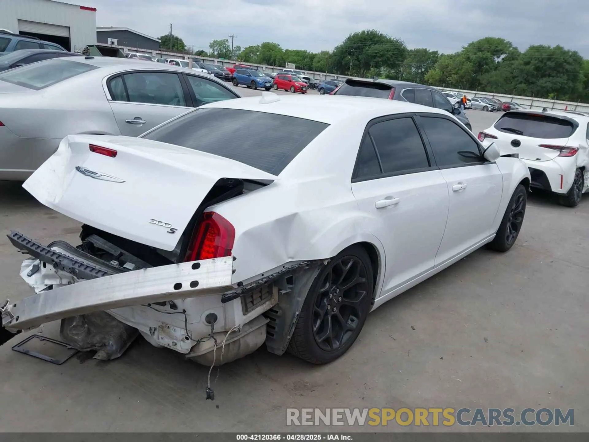 4 fotografías del automóvil dañado 2C3CCABG7LH158490 CHRYSLER 300 2020