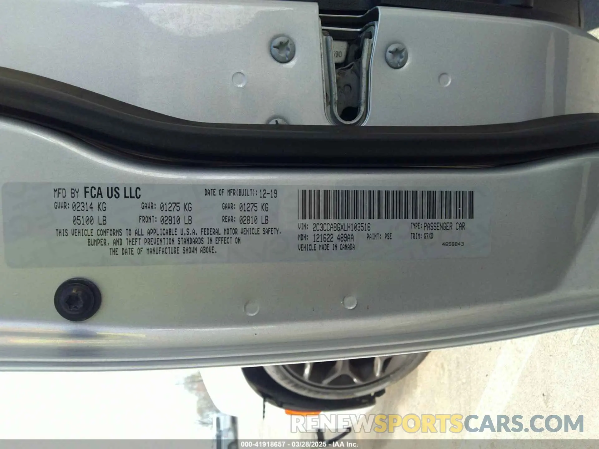 9 fotografías del automóvil dañado 2C3CCABGXLH103516 CHRYSLER 300 2020