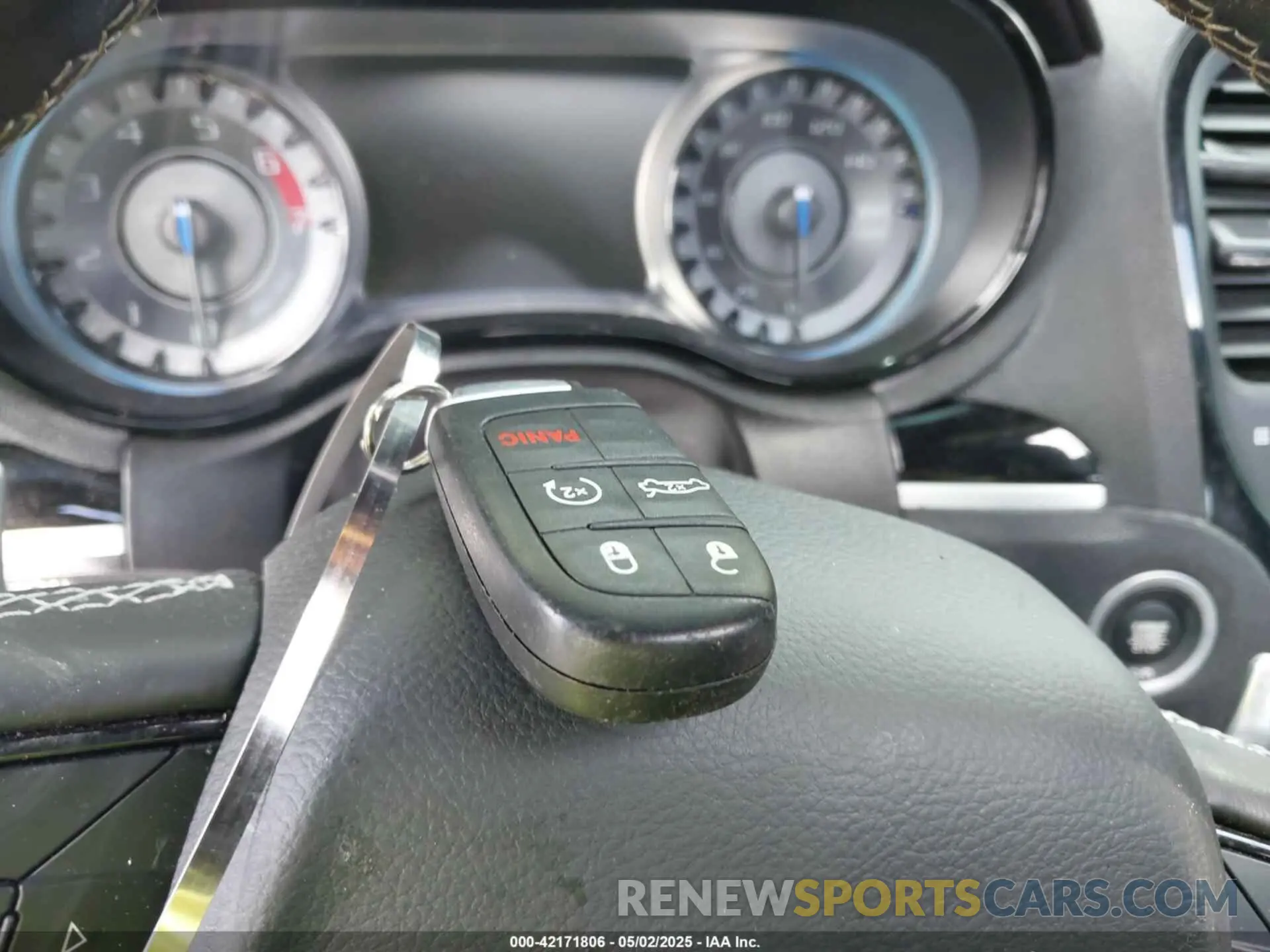 11 fotografías del automóvil dañado 2C3CCABT3LH122941 CHRYSLER 300 2020