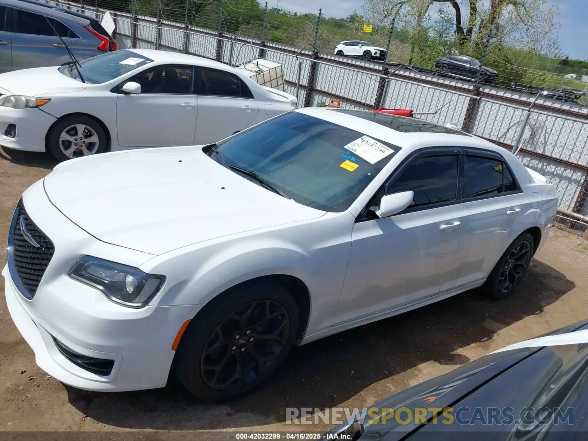 14 fotografías del automóvil dañado 2C3CCABT9LH168564 CHRYSLER 300 2020
