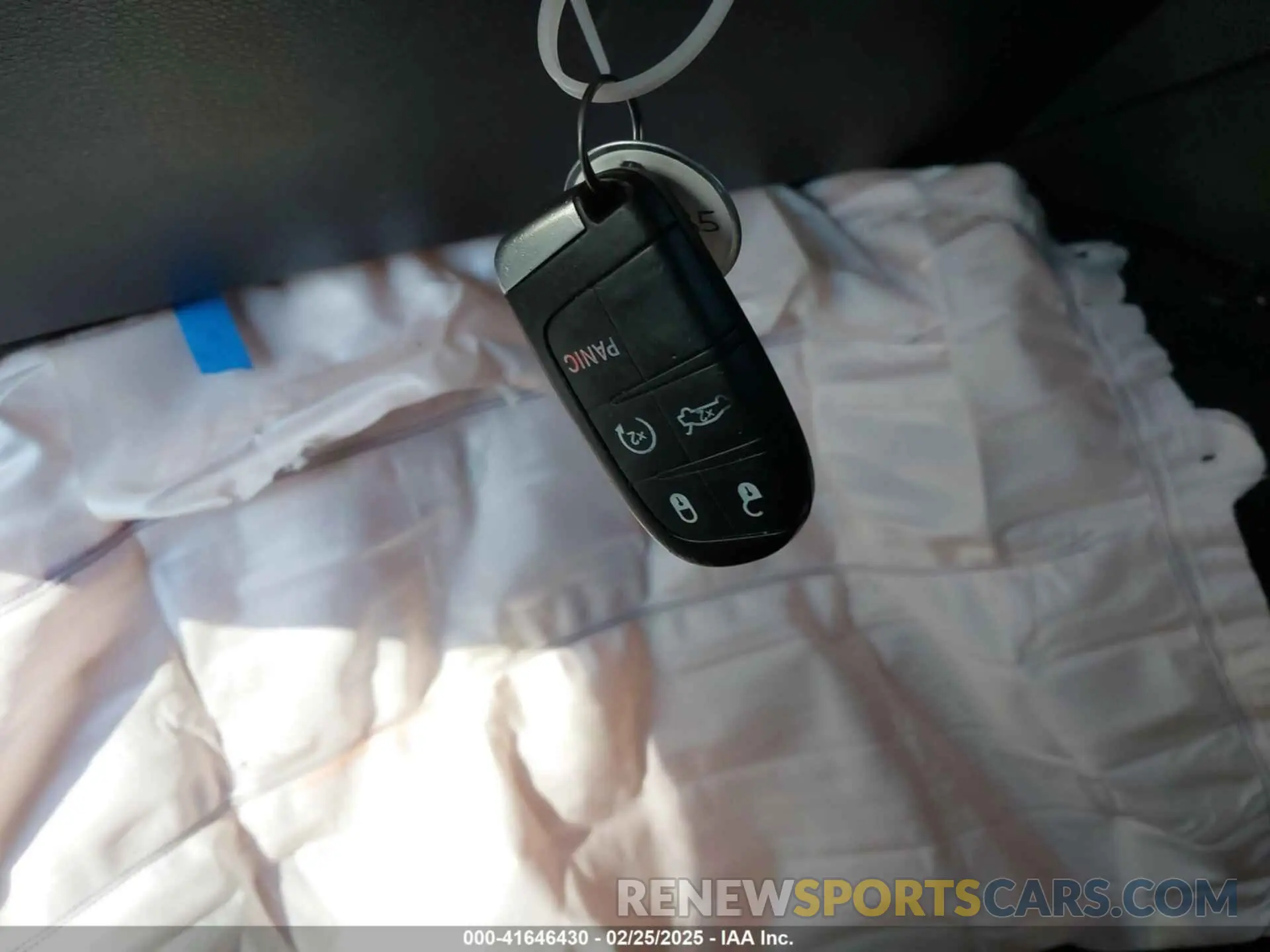 11 fotografías del automóvil dañado 2C3CCAGG3LH154817 CHRYSLER 300 2020